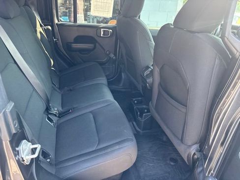 Used 2021 Jeep Gladiator Sport AWD/4WD image 8