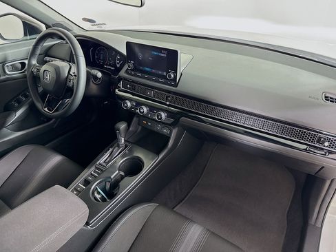 Used 2024 Honda Civic Sport image 34