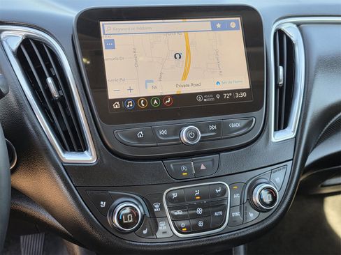 Used 2024 Chevrolet Malibu LT image 8