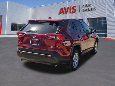 Used 2025 Toyota RAV4 LE image 6