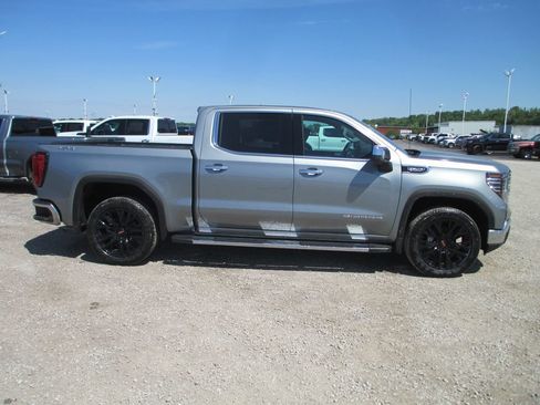 New 2026 GMC Sierra 1500 SLT w/ SLT Premium Package AWD/4WD image 3
