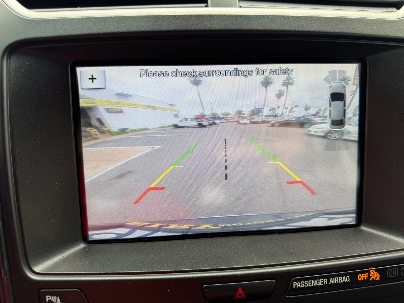 Used 2017 Ford Explorer XLT w/ Equipment Group 202A FWD image 28