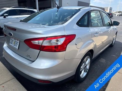 Used 2014 Ford Focus SE FWD image 5
