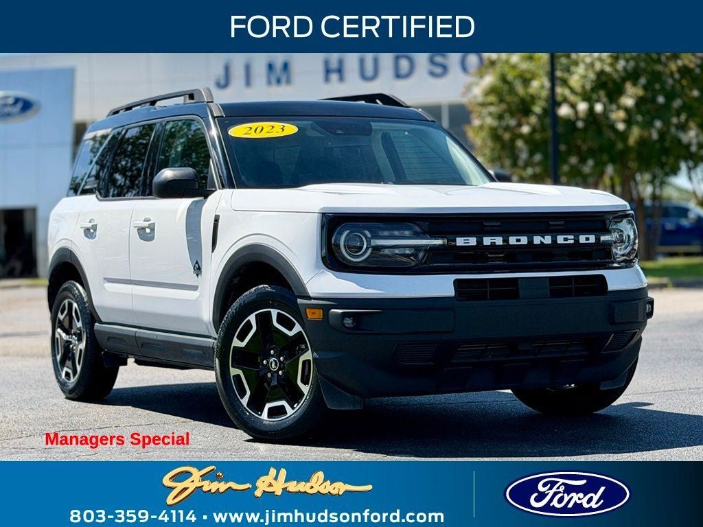 Certified 2023 Ford Bronco Sport Outer Banks w/ Tech Package AWD/4WD image 1