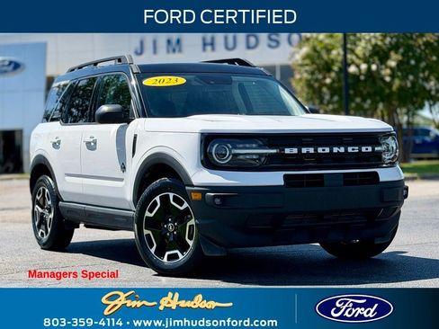 Certified 2023 Ford Bronco Sport Outer Banks w/ Tech Package AWD/4WD image 1