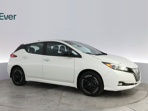 Used 2023 Nissan Leaf SV Plus image 5