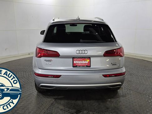 Used 2018 Audi Q5 2.0T Premium Plus w/ Premium Plus Package AWD/4WD image 6