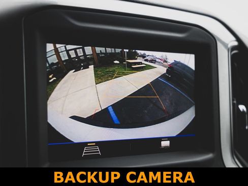 Used 2023 Chevrolet Silverado 2500 Custom w/ Custom Convenience Package image 3