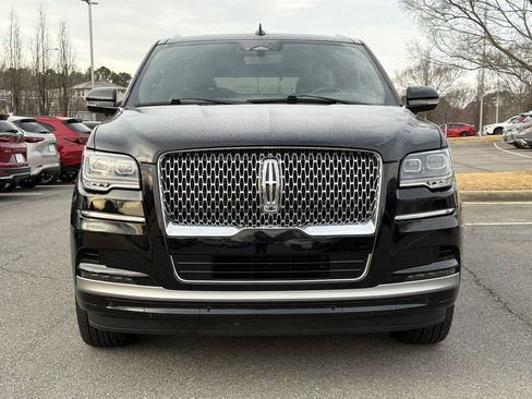 Used 2024 Lincoln Navigator Reserve image 8