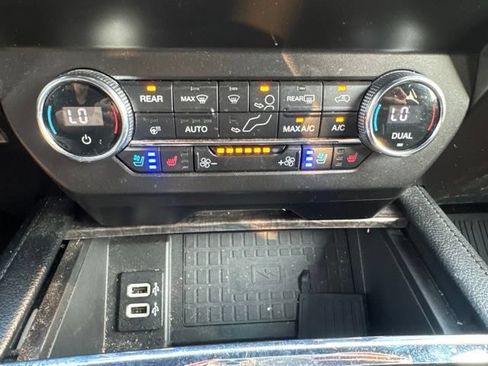 Used 2019 Ford Expedition Limited AWD/4WD image 22