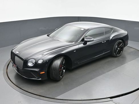 Used 2020 Bentley Continental GT V8 First Edition image 32