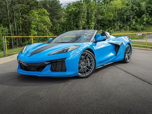 Used 2023 Chevrolet Corvette Z06 w/ Stealth Interior Trim Package RWD image 96