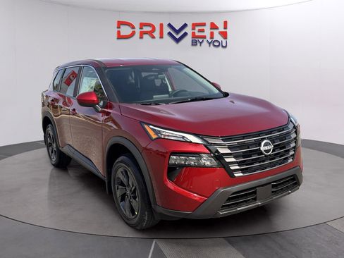 New 2026 Nissan Rogue SV FWD image 8