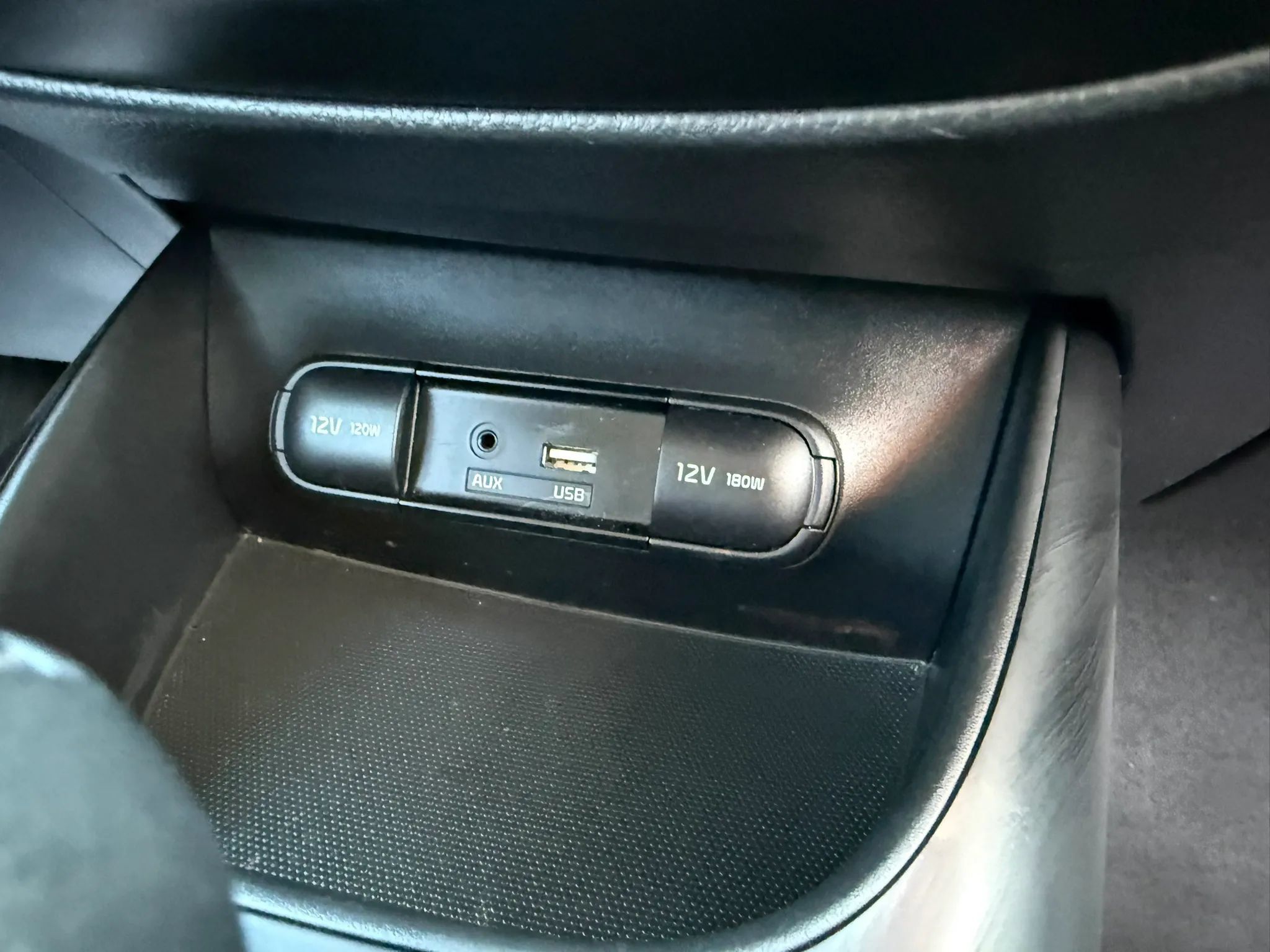Used 2019 Kia Soul FWD image 22