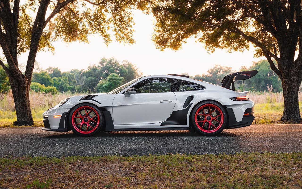 Used 2025 Porsche 911 GT3 RS RWD image 13