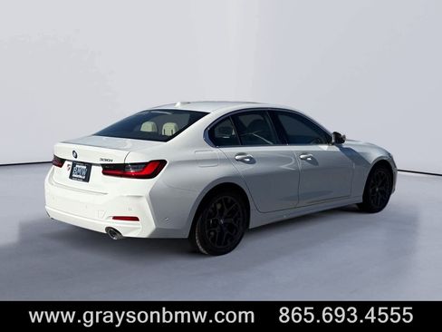 Used 2026 BMW 330i Sedan w/ Convenience Package image 3