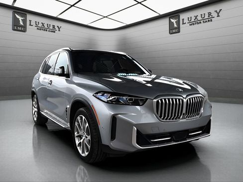 Used 2024 BMW X5 sDrive40i RWD image 1