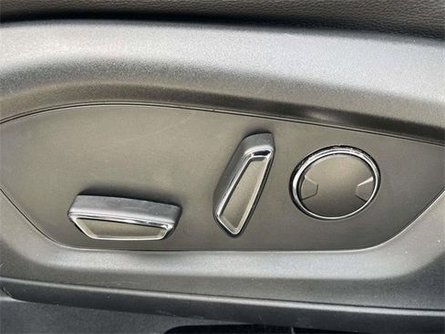 Used 2020 Ford Explorer ST image 16