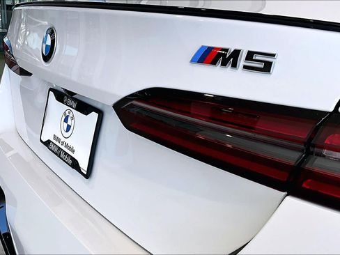 New 2027 BMW M5 w/ Executive Package AWD/4WD image 16