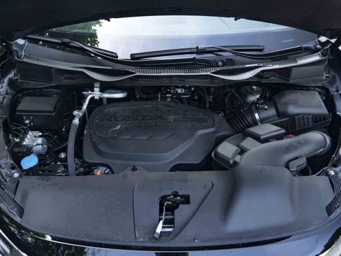 Used 2025 Honda Odyssey Sport-L image 45