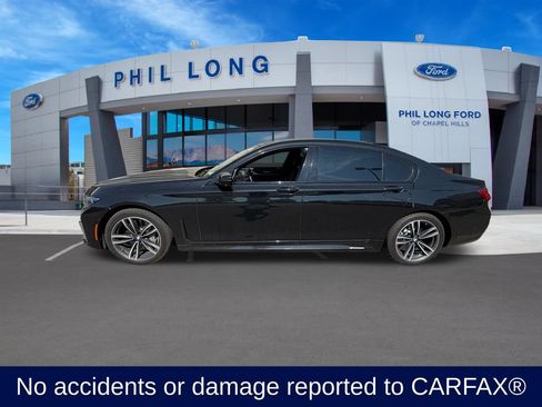Used 2020 BMW 750i xDrive AWD/4WD image 2