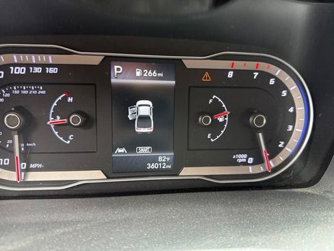 Certified 2024 Hyundai Santa Cruz SE FWD image 10