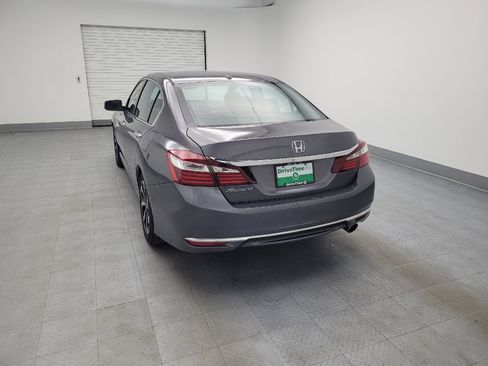 Used 2017 Honda Accord EX-L image 6