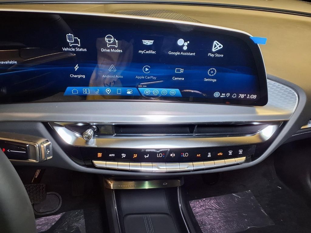New 2026 Cadillac Lyriq Sport RWD image 18