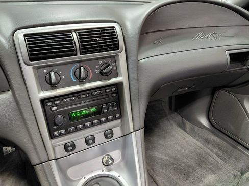 Used 2004 Ford Mustang GT image 34
