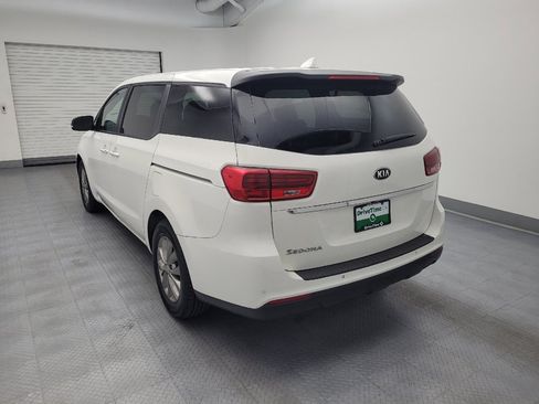 Used 2020 Kia Sedona L FWD image 5