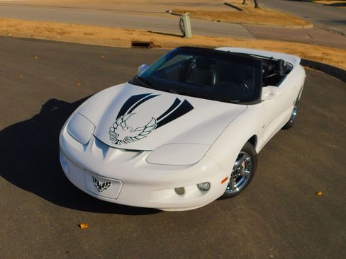 Used 2002 Pontiac Firebird image 5