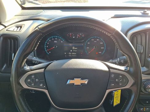 Used 2022 Chevrolet Colorado Z71 image 18