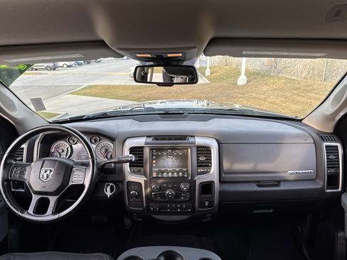 Used 2017 RAM 2500 Big Horn image 24