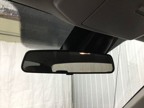 Used 2019 Toyota Tundra SR5 image 14