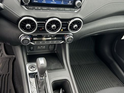 Used 2025 Nissan Sentra SV w/ All-Weather Package image 18