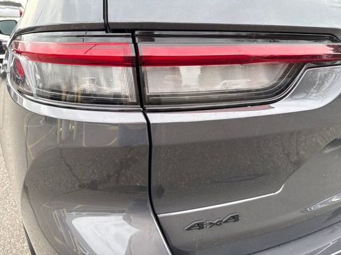 New 2025 Jeep Grand Cherokee L Altitude image 11