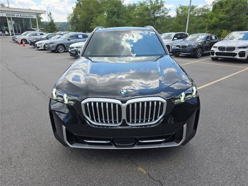 New 2026 BMW X5 xDrive40i w/ Climate Comfort Package AWD/4WD image 8