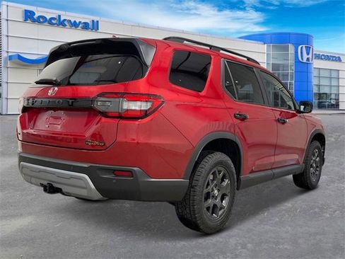 New 2025 Honda Pilot TrailSport image 8