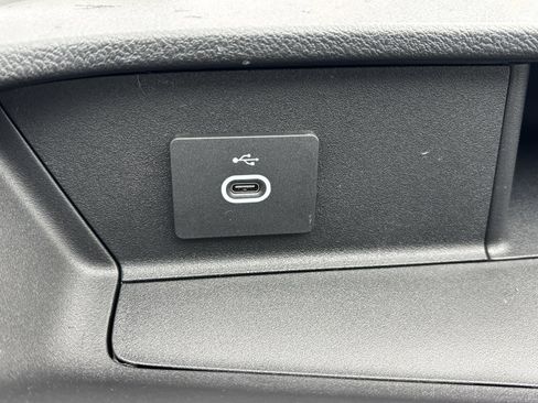 New 2026 Ford Transit 250 148 Medium Roof w/ Load Area Protection Package image 22