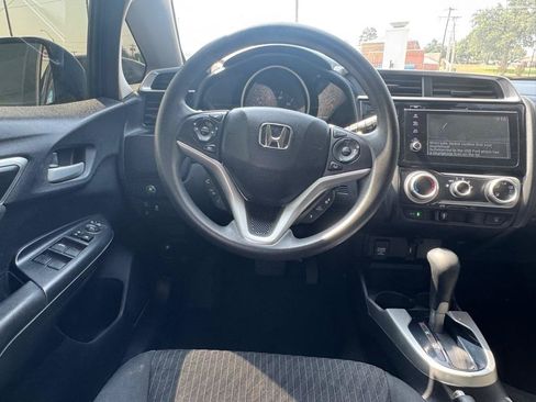 Used 2019 Honda Fit EX image 17