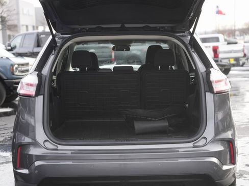 Used 2023 Ford Edge SE w/ Black Appearance Package image 30