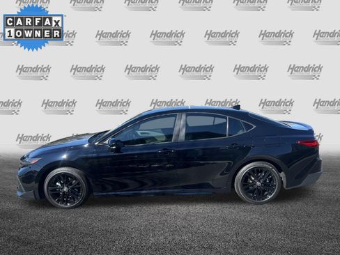 Used 2025 Toyota Camry SE w/ Convenience Package image 7