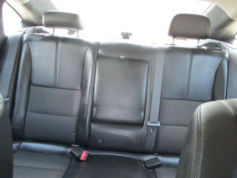 Used 2016 Chevrolet Impala LT FWD image 15