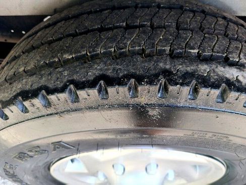 Used 2000 Ford E-250 and Econoline 250 Extended image 31