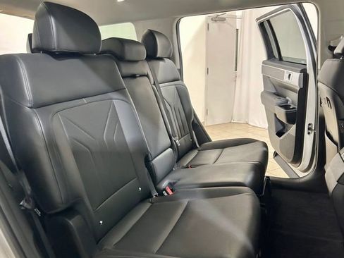 Used 2025 Hyundai Santa Fe SEL FWD image 26
