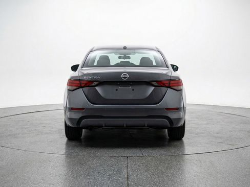 Used 2025 Nissan Sentra SV image 7
