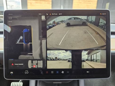 Used 2023 Tesla Model Y Performance AWD/4WD image 29