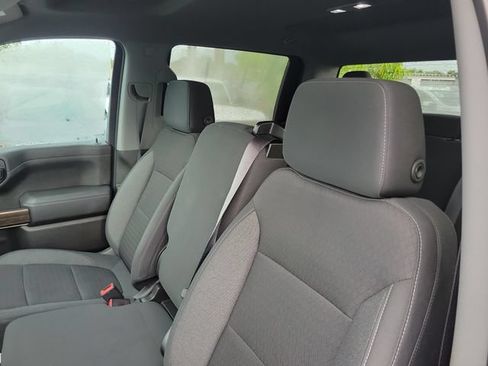 Used 2021 Chevrolet Silverado 1500 LT RWD image 11
