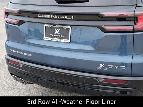 New 2026 GMC Acadia Denali Ultimate w/ LPO, Floor Liner Package AWD/4WD image 8