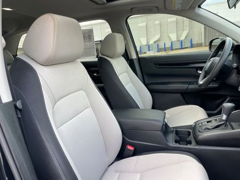 Certified 2026 Honda CR-V EX image 31